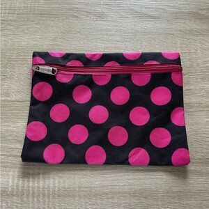 NWOT … Polka Dot Pencil Pouch